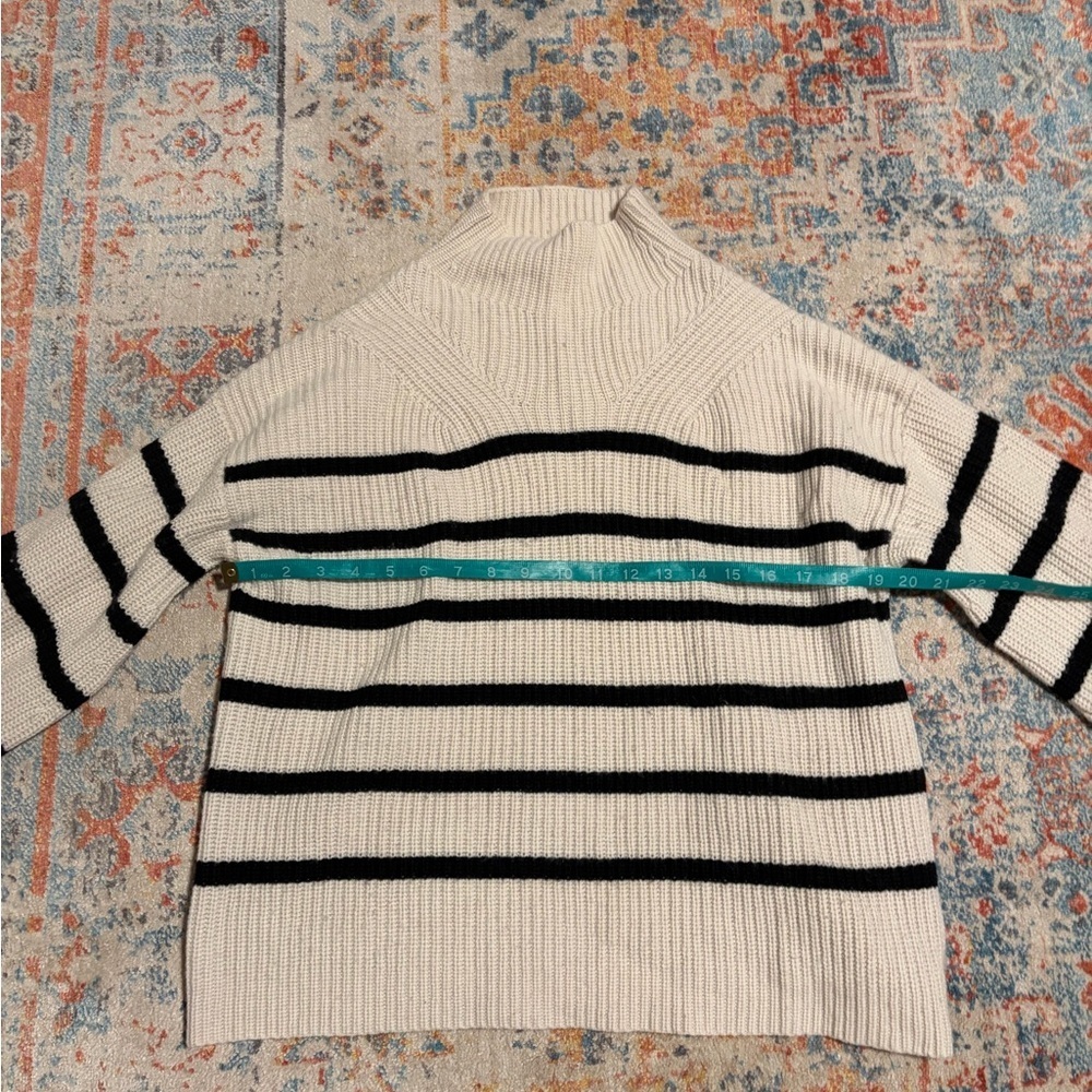 Tahari chunky knit wool-cashmere striped sweater - Picture 5 of 7